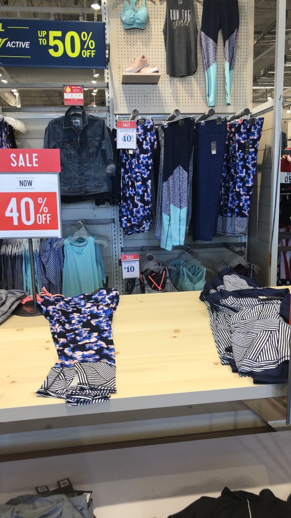 old navy try on session  | Old Navy Favorites featured by top US fashion blogger, Emmy Lou Styles