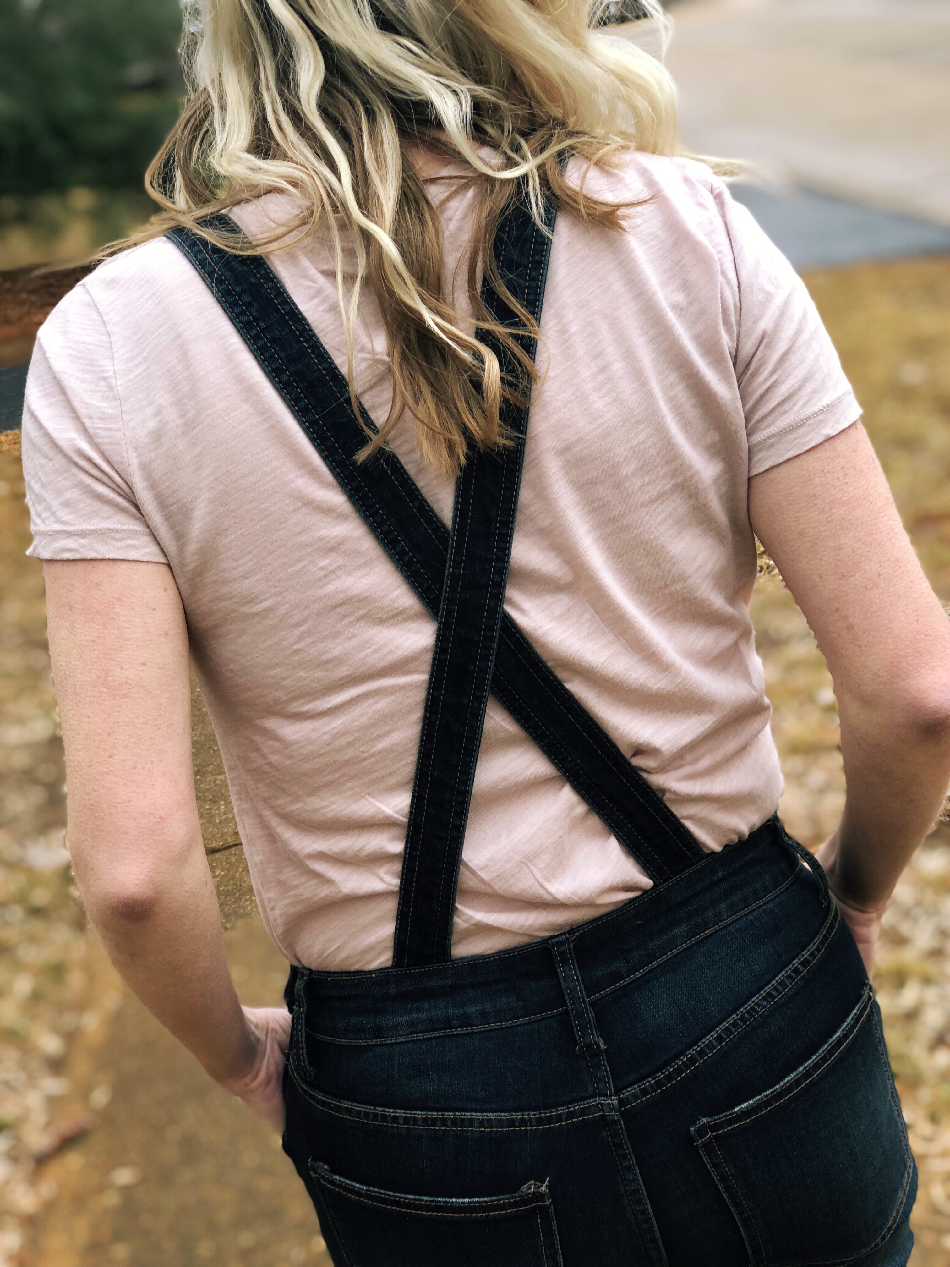 free people denim overalls brady wash  | How to style Free People Overalls featured by top Missouri fashion blogger, Emmy Lou Styles: with a plain tshirt