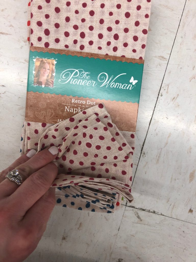 pioneer woman polka dot napkins | The Best Walmart Purchases: 20 Things you Won't Believe are from Walmart featured by top Missouri fashion blogger, Emmy Lou Styles