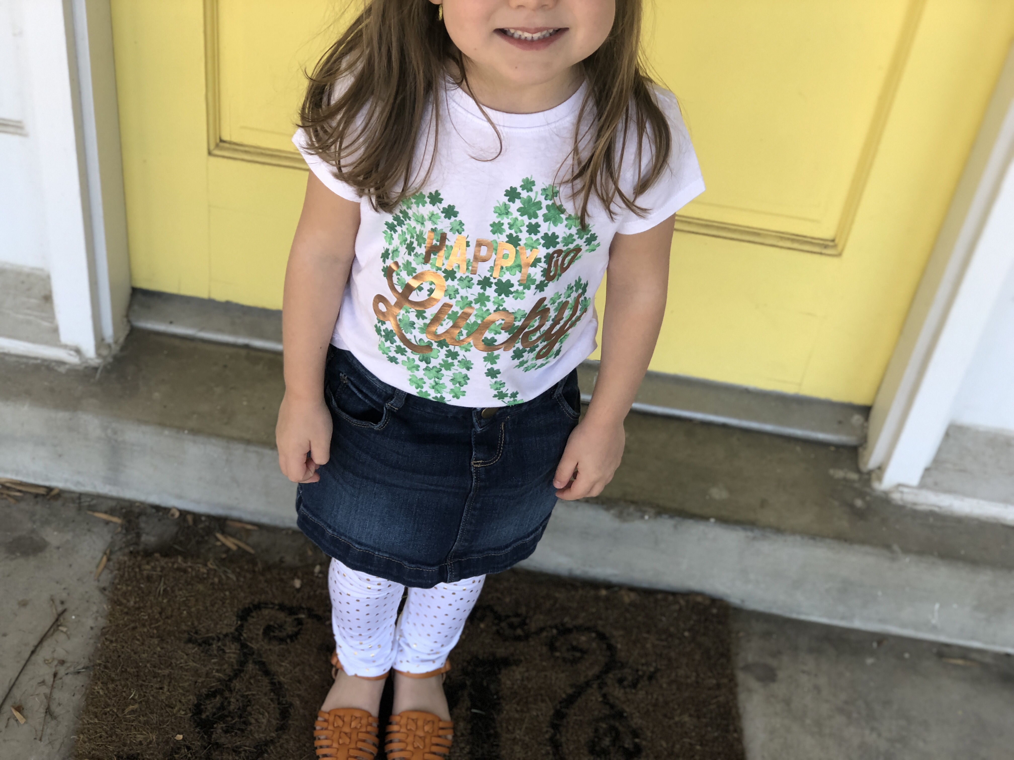 old navy toddler girl basics available at Old Navy featured by top US fashion blogger, Emmy Lou Styles